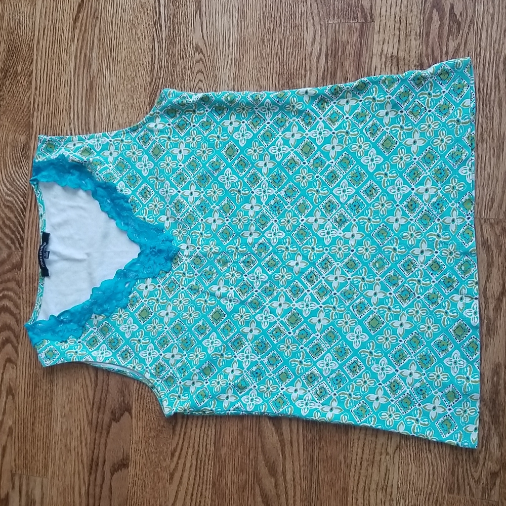 (M) Jones Studio 100% Cotton Lace Collar Printed Tank Top